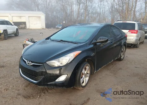 2012 Hyundai Elantra Gls (Ulsan Plant) z USA, uszkodzony, nr VIN KMHDH4AE2CU277821